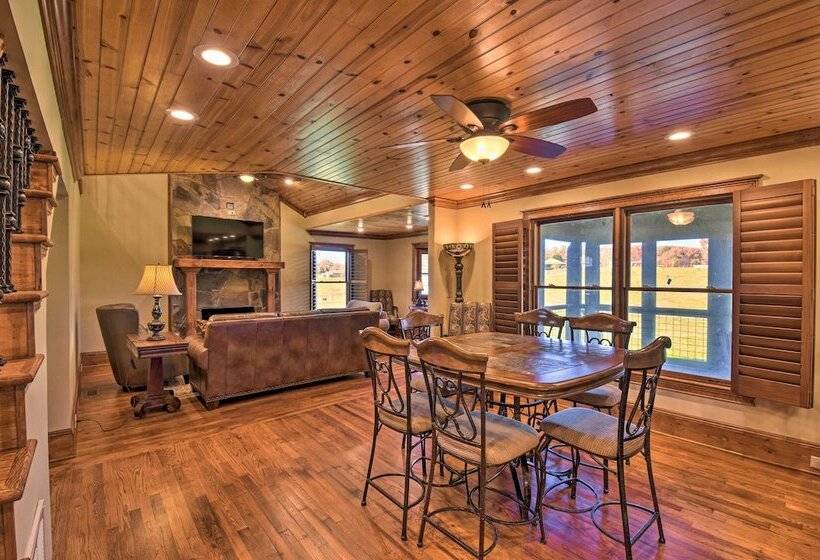 Clarkesville Ranch Cabin W/ Screened In Porch!