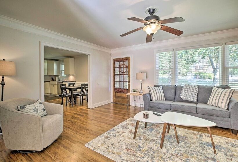 Contemporary Athens Home < 2 Miles To Uga!