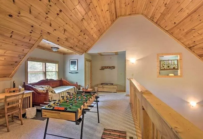 Coosawattee River Resort Home Mins From Blue Ridge