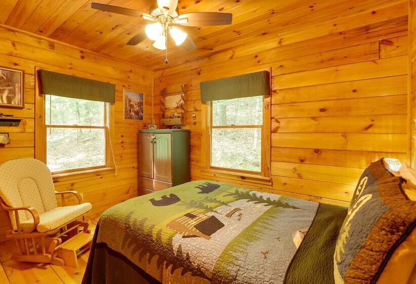 Cozy Cabin In Cherry Log W/ Hot Tub & Fire Pit!