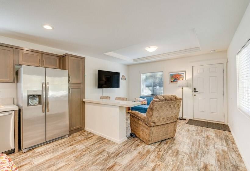 Community Pool & On Site Farm: Placerville Cottage