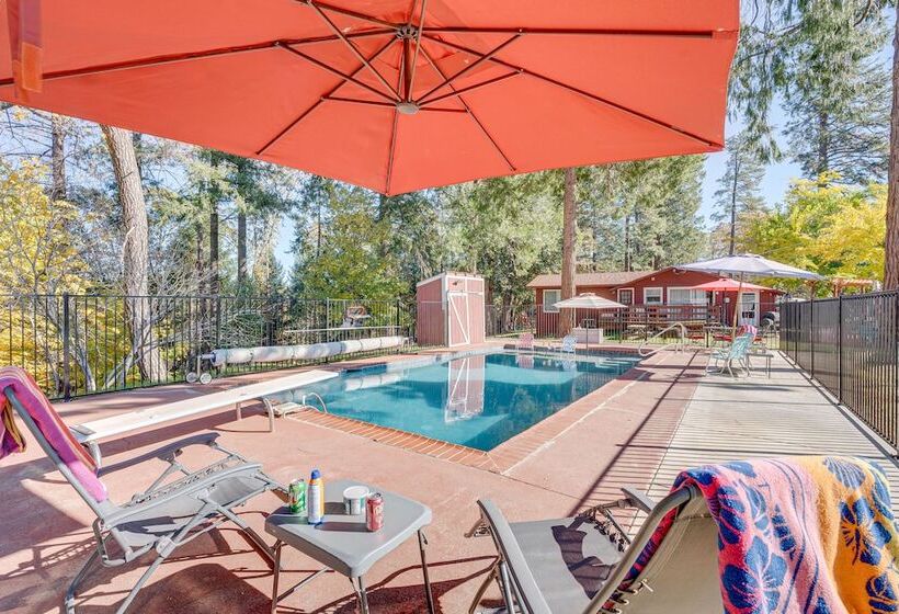 Community Pool & On Site Farm: Placerville Cottage
