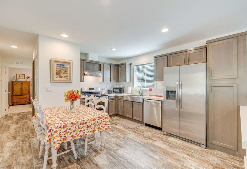 Community Pool & On Site Farm: Placerville Cottage