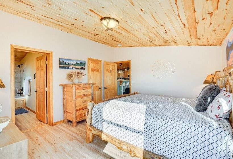 2023010592 Fairplay Home W/ Hot Tub & Fireplace!