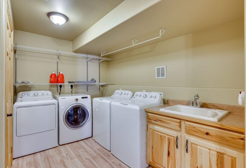 2023010592 Fairplay Home W/ Hot Tub & Fireplace!