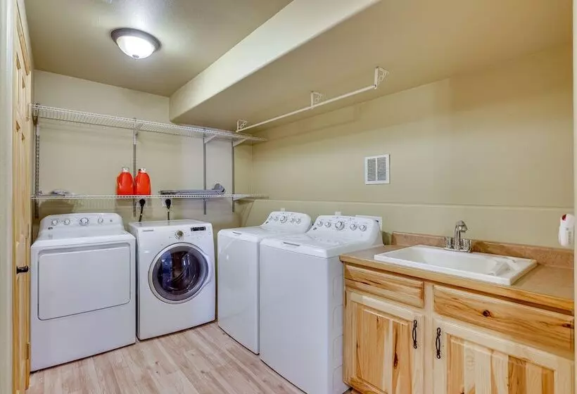 2023010592 Fairplay Home W/ Hot Tub & Fireplace!