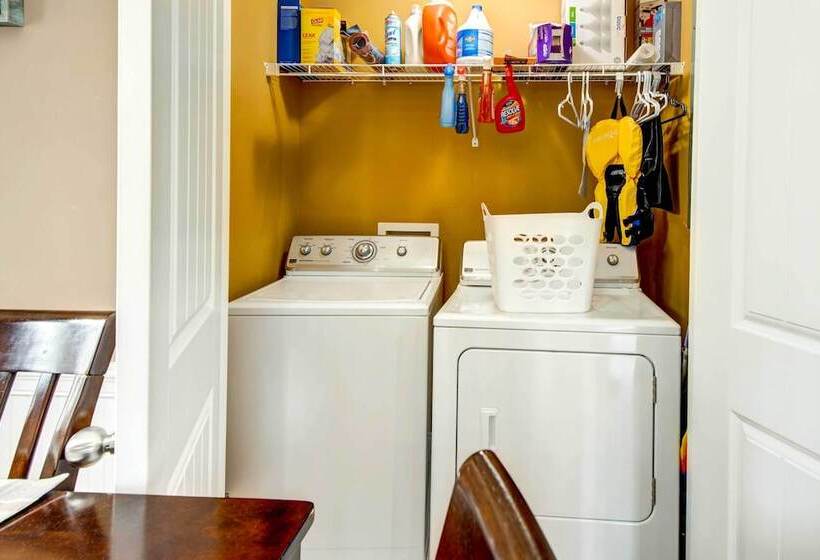 Georgia Home On Lake Sinclair W/ Private Dock