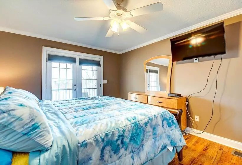 Georgia Home On Lake Sinclair W/ Private Dock