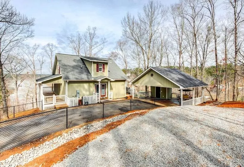 Georgia Home On Lake Sinclair W/ Private Dock