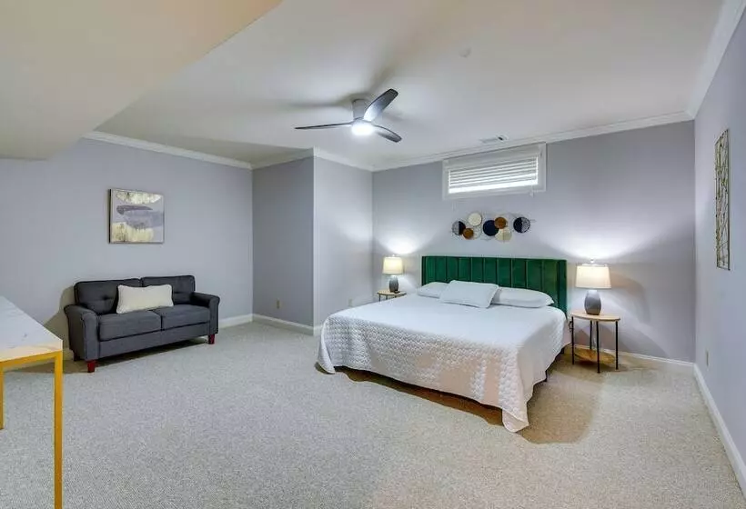 Grand Lakefront Home In Hartwell W/ Game Room!