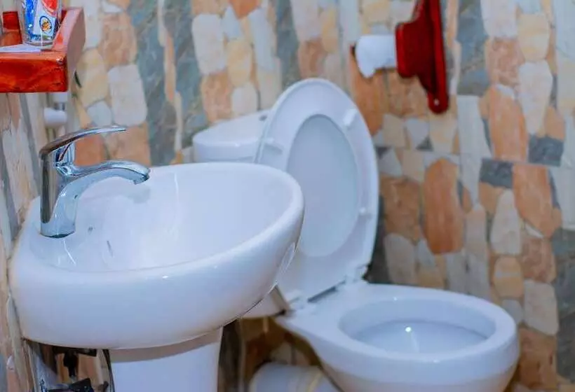 ホテル Mapeni Lodge