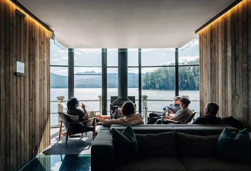 ホテル Pumphouse Point