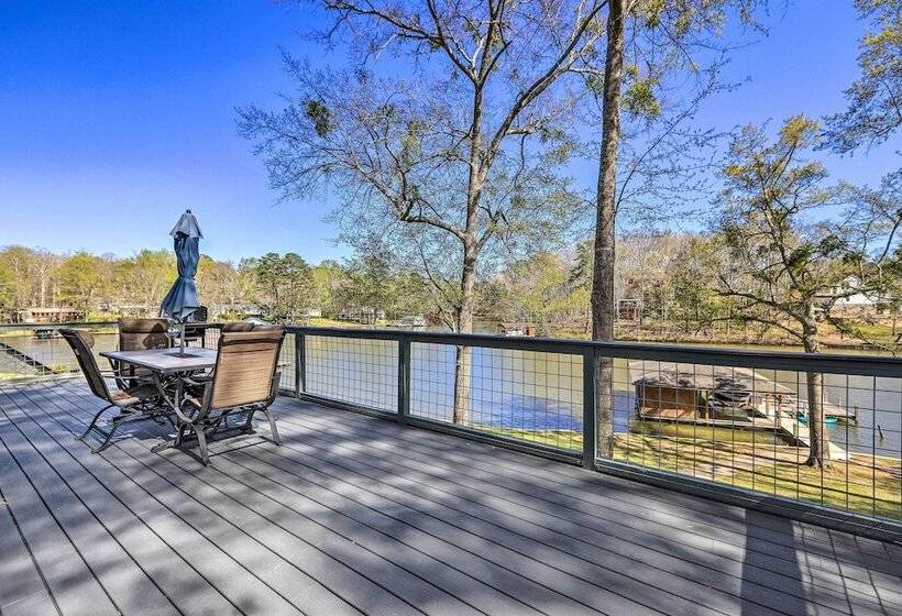 Lakefront Eatonton Home: Boat Dock + Fire Pit