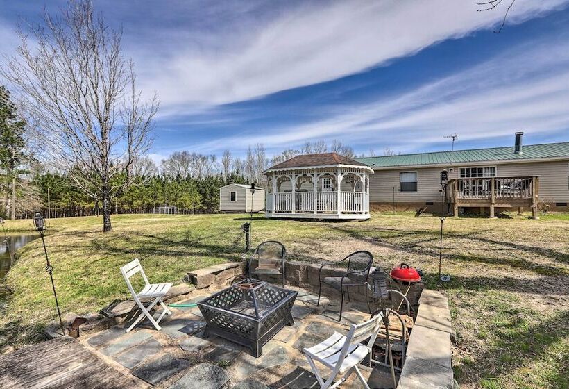 Lakeside Escape W/ Dock   Fish, Hike & Explore!