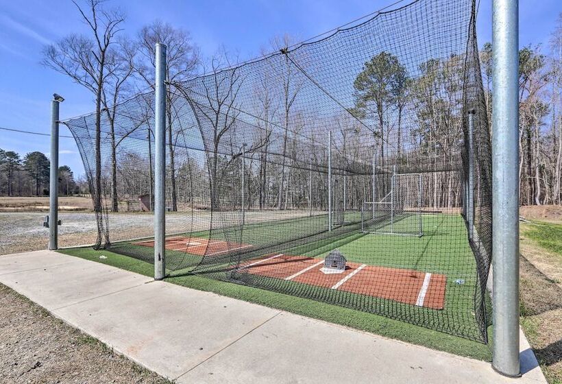 Lakeside Escape W/ Dock   Fish, Hike & Explore!