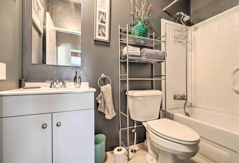 Lakeside Escape W/ Dock   Fish, Hike & Explore!