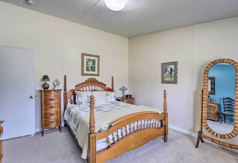 Lakeside Escape W/ Dock   Fish, Hike & Explore!