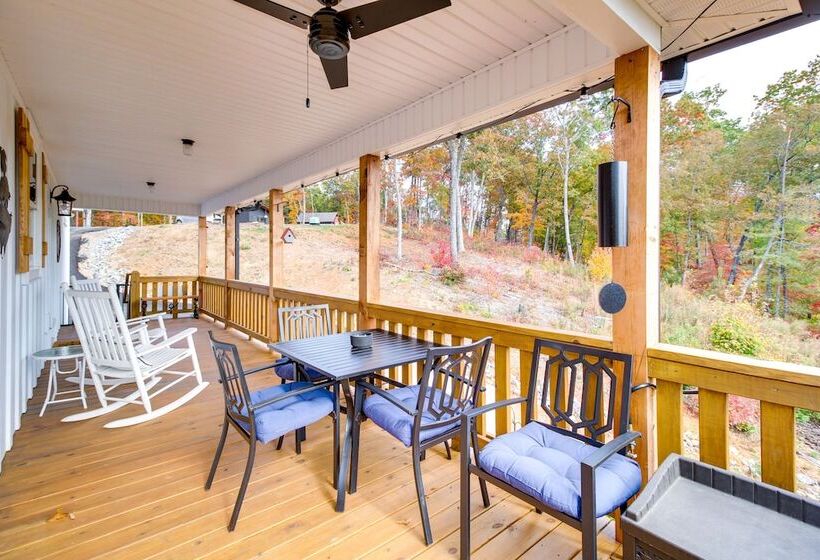 Mtn View Cottage W/ Hot Tub: 11 Mi To Dtwn Ellijay