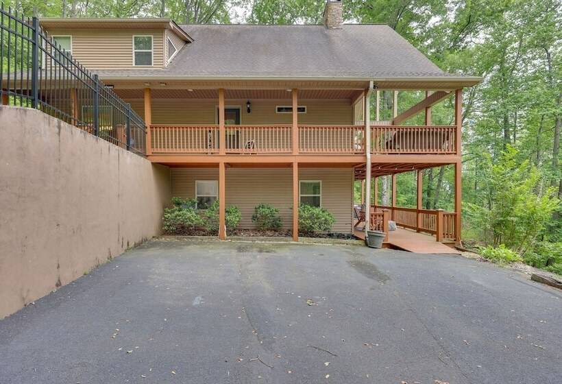 Luxe Blairsville Cabin W/ Game Room, Near Hikes