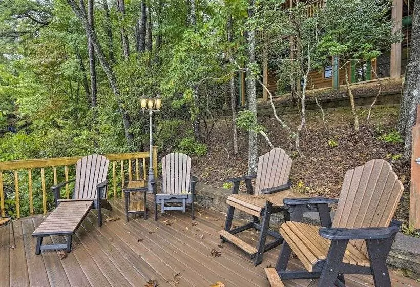 Cherry Lake Lodge W/ Hot Tub, Fire Pit & Game Room