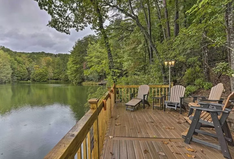 Cherry Lake Lodge W/ Hot Tub, Fire Pit & Game Room
