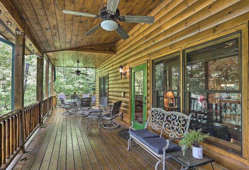 Cherry Lake Lodge W/ Hot Tub, Fire Pit & Game Room