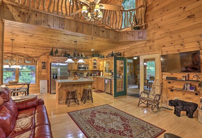 Cherry Lake Lodge W/ Hot Tub, Fire Pit & Game Room