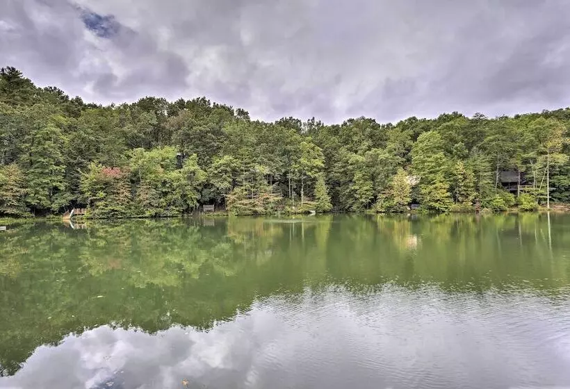 Cherry Lake Lodge W/ Hot Tub, Fire Pit & Game Room