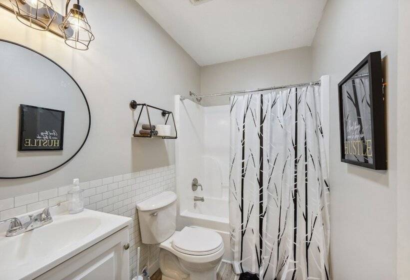 Macon Cottage W/ Porch 2 Mi To Downtown!