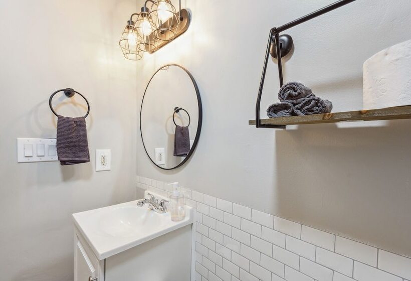 Macon Cottage W/ Porch 2 Mi To Downtown!