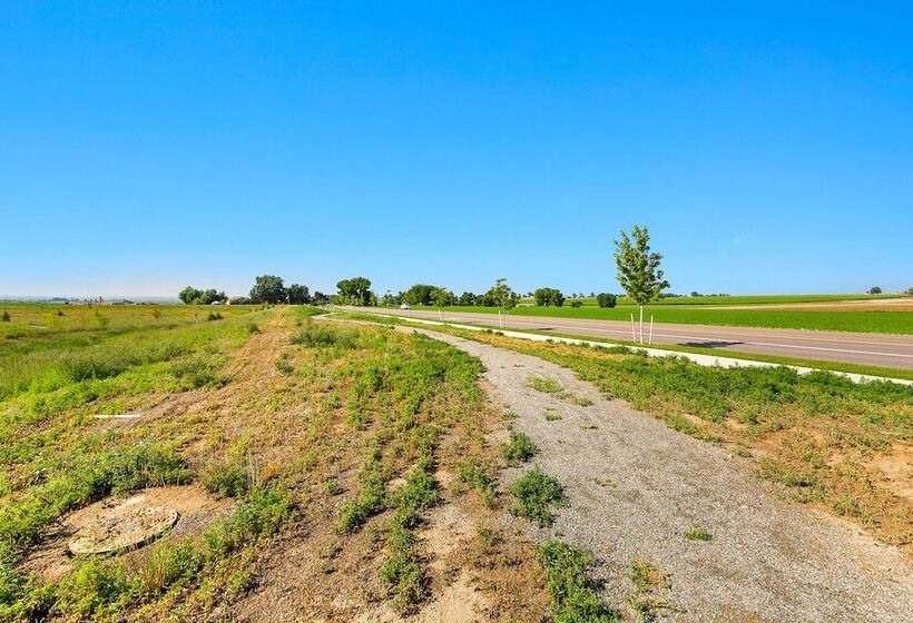 Mead Vacation Rental: Fenced Backyard & Fire Pit!