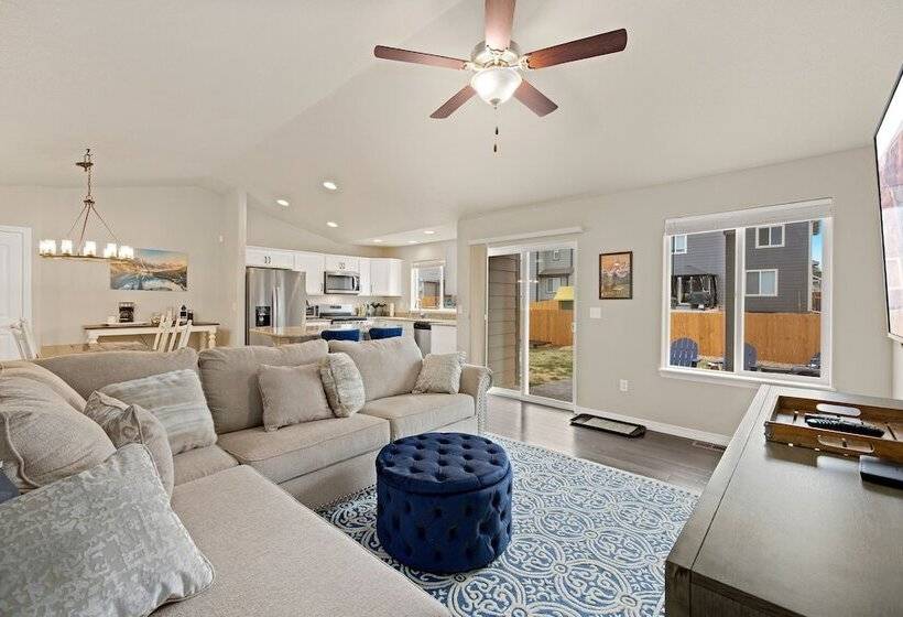 Mead Vacation Rental: Fenced Backyard & Fire Pit!