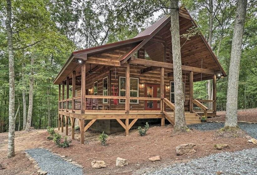 Peaceful Cabin On 3 Private Acres: Deck & Fire Pit