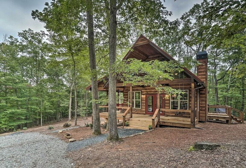 Peaceful Cabin On 3 Private Acres: Deck & Fire Pit