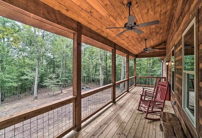 Peaceful Cabin On 3 Private Acres: Deck & Fire Pit