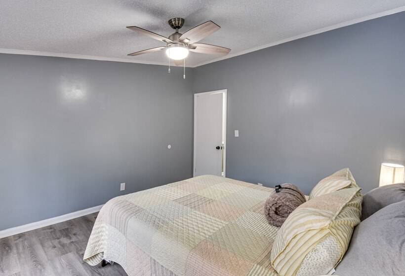 Peaceful Six Mile Vacation Home W/ Fire Pit