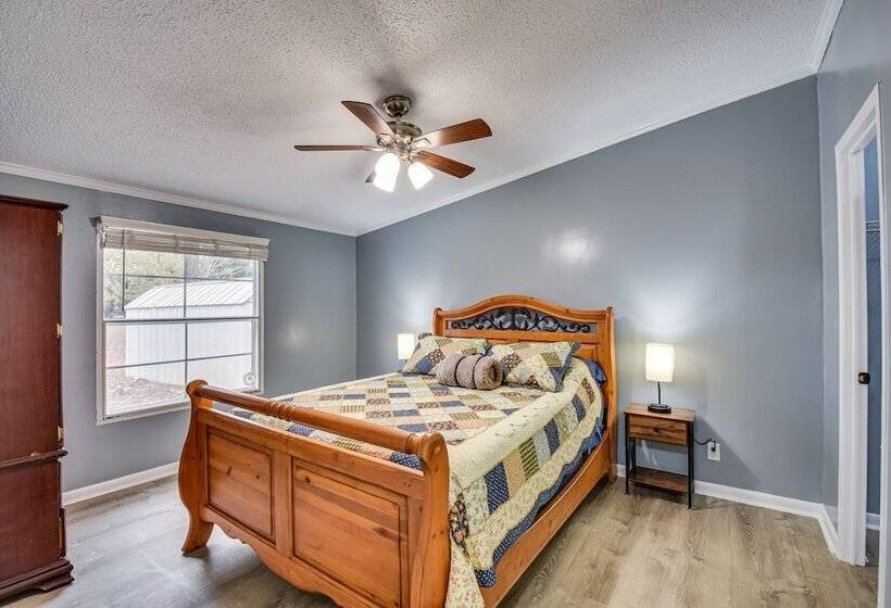 Peaceful Six Mile Vacation Home W/ Fire Pit