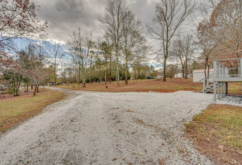 Peaceful Six Mile Vacation Home W/ Fire Pit