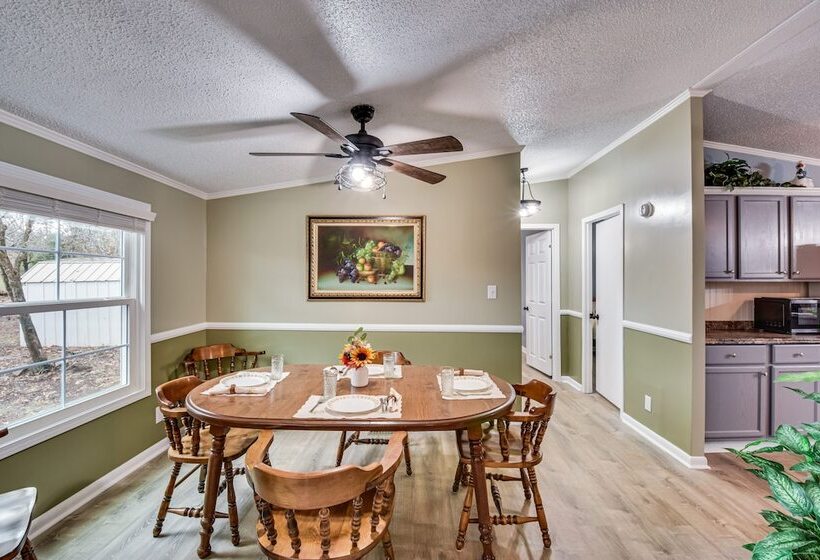 Peaceful Six Mile Vacation Home W/ Fire Pit