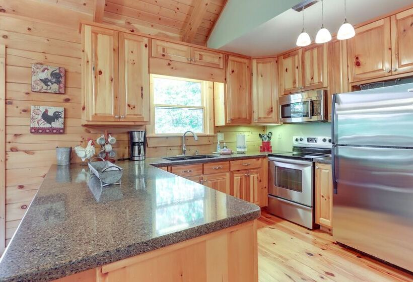 Pet Friendly Ellijay Home W/ Hot Tub + Game Room!