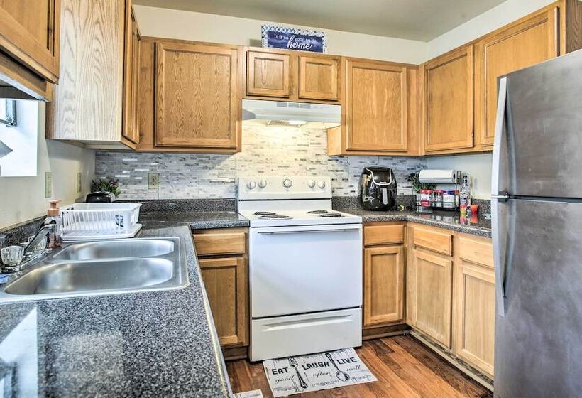 Pet Friendly Home < 3 Mi To French Quarter!