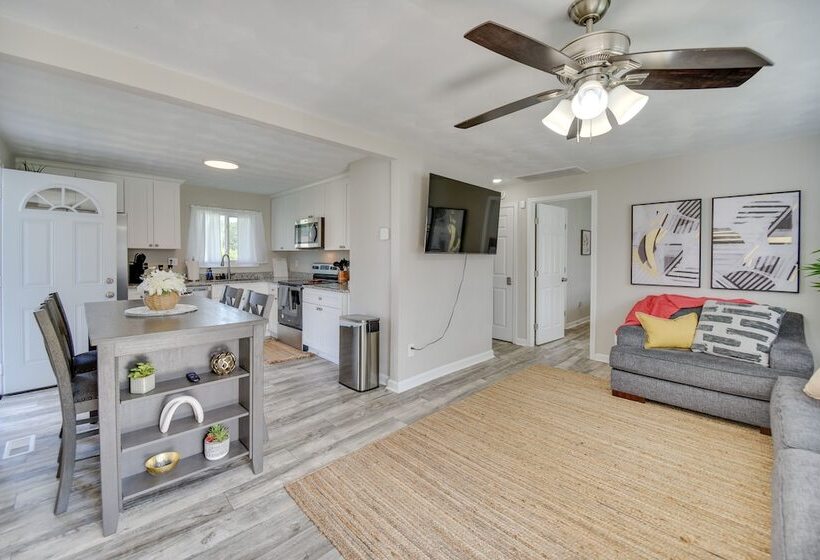 Portsmouth Vacation Rental: Near Parks & Golf