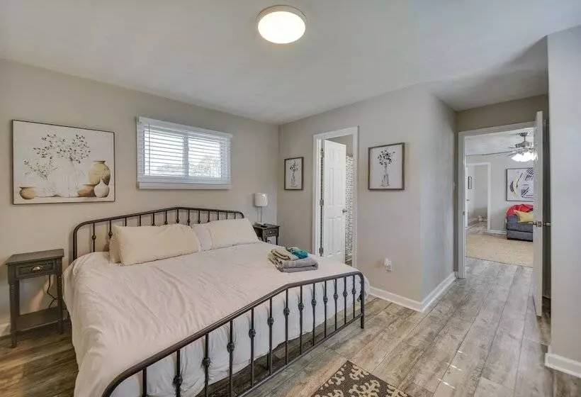 Portsmouth Vacation Rental: Near Parks & Golf