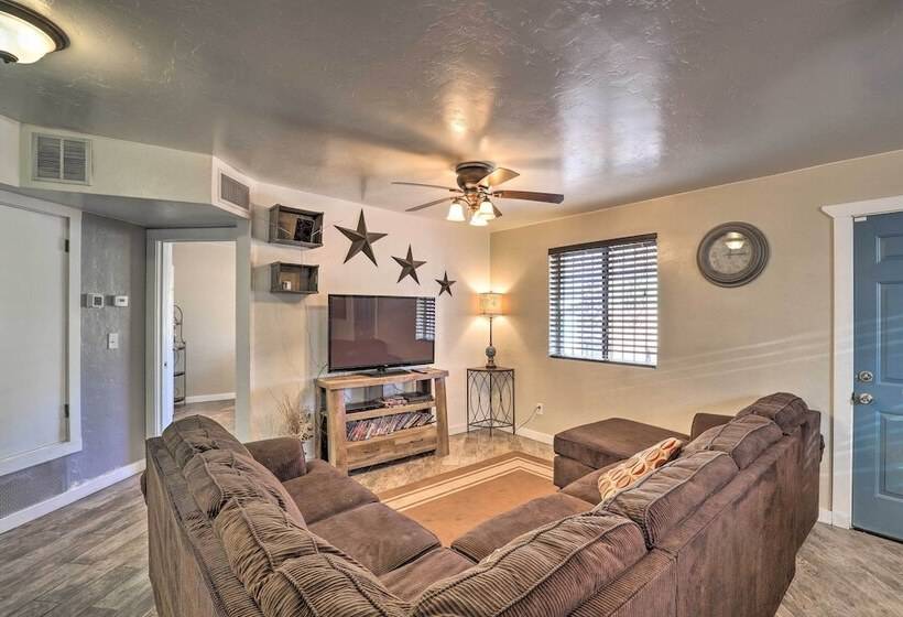 Ranch Style Retreat W/ Fire Pit < 1 Mi To U Of A!