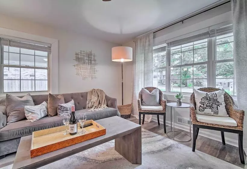 Renovated Family Home ~ 18 Mi To Dwtn Atlanta