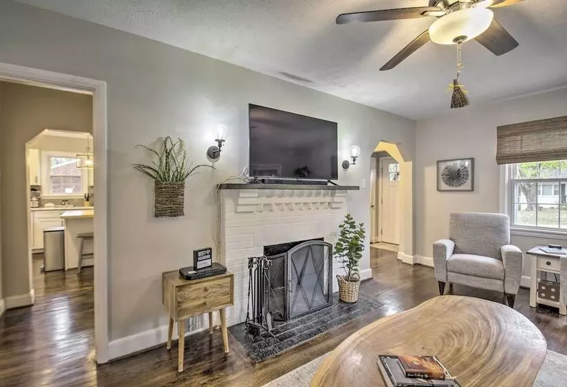 Renovated Lynchburg House ~ 2 Mi To Downtown!