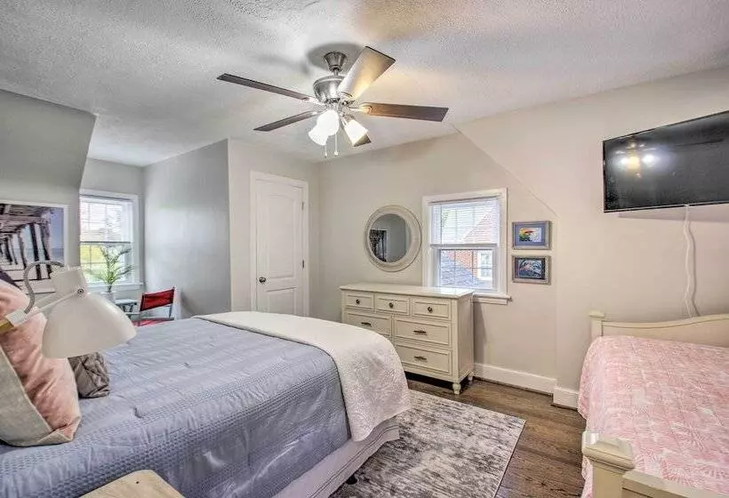 Renovated Lynchburg House ~ 2 Mi To Downtown!