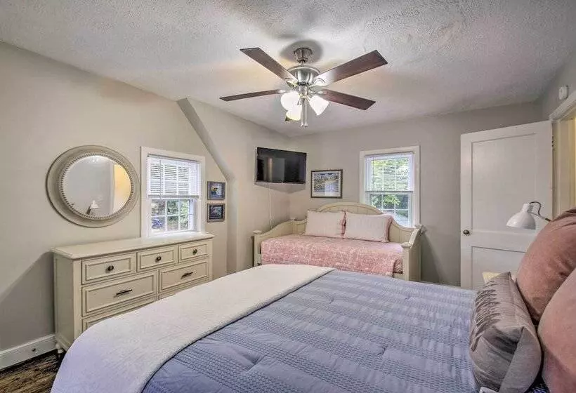 Renovated Lynchburg House ~ 2 Mi To Downtown!