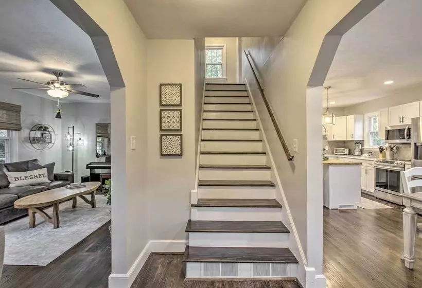 Renovated Lynchburg House ~ 2 Mi To Downtown!