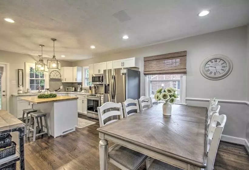 Renovated Lynchburg House ~ 2 Mi To Downtown!